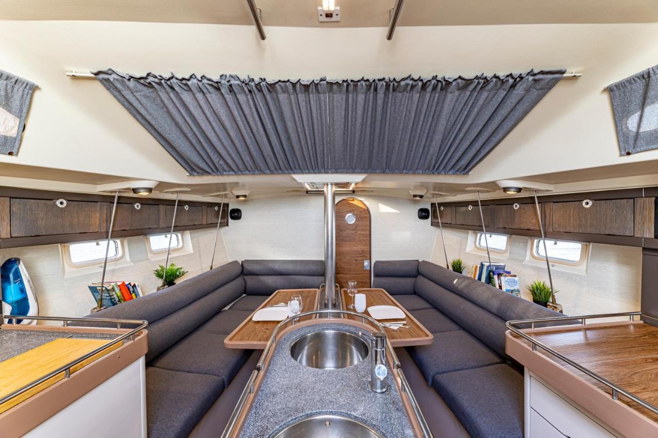 Relaxing Stay On A 38Ft Sail Yacht Arrecife  Exteriér fotografie